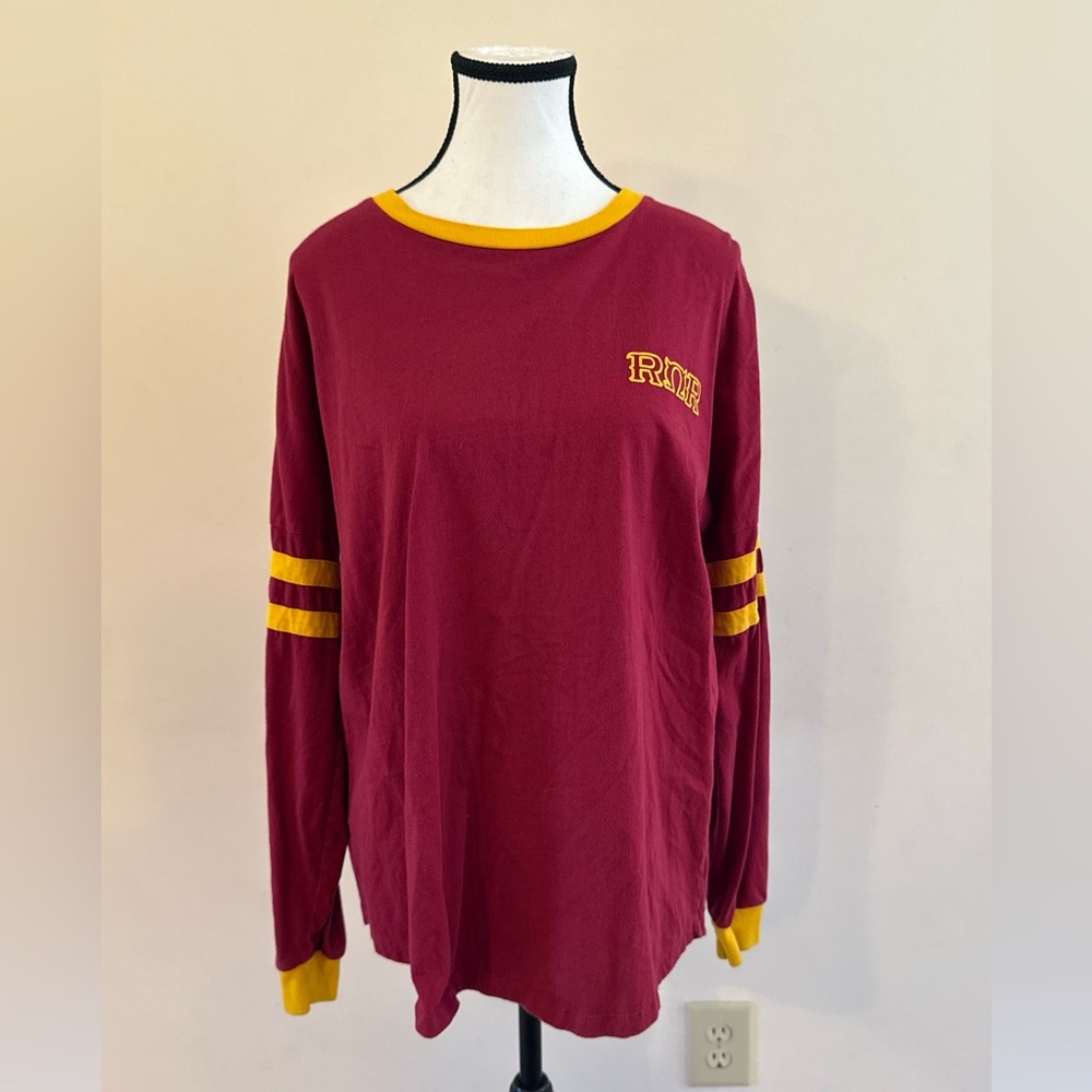 Disney / Pixar Monsters University Roar Omega Roar long sleeve T-shirt